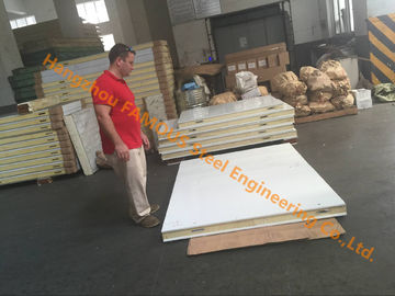 Cina Cold Storage Room Panels Engsel Pintu Camlock PU Panels 200mm Untuk Makanan Beku pemasok