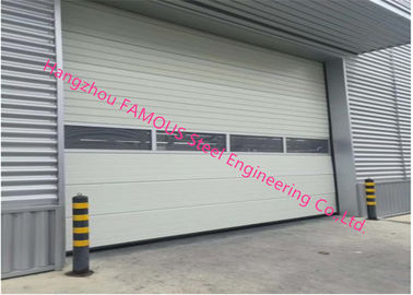 Cina PU Foaming Menangani Otomatis Pintu Garasi Industri EPS Sandwich Panel Sliding Door Untuk Workshop pemasok