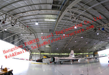 Cina Struktur Baja Prefabrikasi Terisolasi Tahan Air Pesawat Hangar Untuk Penggunaan Pribadi pemasok