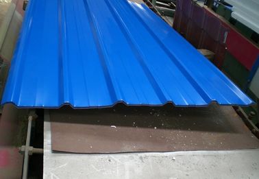 Cina Bangunan Dinding / Roof Metal Roofing Sheets 0.6mm Tebal Kekuatan Tinggi pemasok
