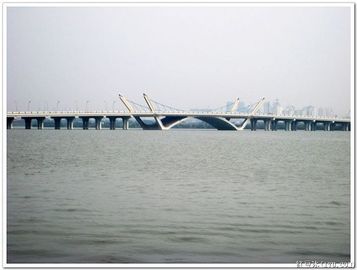 Cina Custom Hot Dip Galvanized Pre-engineered Jembatan Baja Bailey Pracetak pemasok