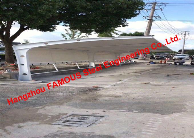 Parkir Mobil Luar Ruangan Sun Shade Steel Frame Shelters Single Slope Carport Dengan Kain PVC Atap Melengkung 0