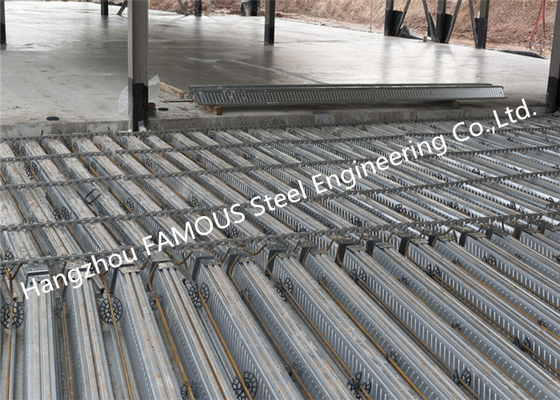 Cina Fabrikasi Anggota Steel Deck Struktur Baja Bentuk Dingin 980mm pemasok