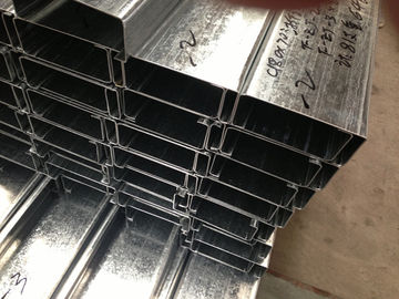 Cina Q235 Q345 Galvanized C dan Z Steel Purlins Dengan Tahan Lapisan Zinc 275g / m2 pemasok