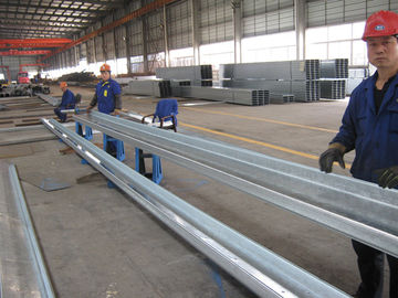 Cina Bagian C dan Z Common-Used Galvanized Steel Purlins Untuk Fix Roof Dan Side Claddings pemasok