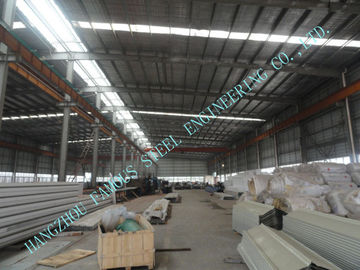 Cina Bangunan Baja Struktural Prefabrikasi Industri Standar ASTM Grade A36 pemasok