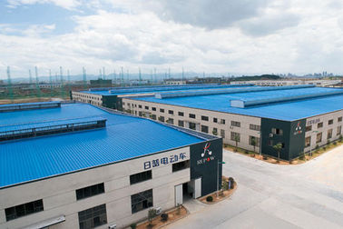 Cina OEM prefabrikasi baja penyimpanan gudang, geser, menggergaji, Grinding Pra-engineered bangunan pemasok